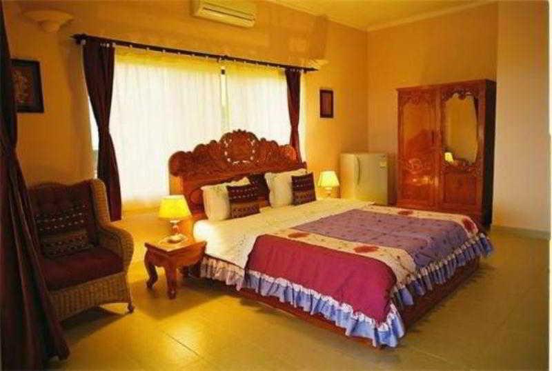 Golden Rooster Hotel Sihanoukville Chambre photo