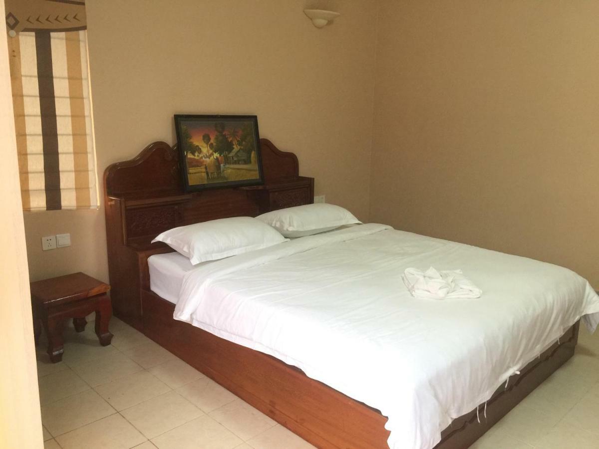 Golden Rooster Hotel Sihanoukville Extérieur photo
