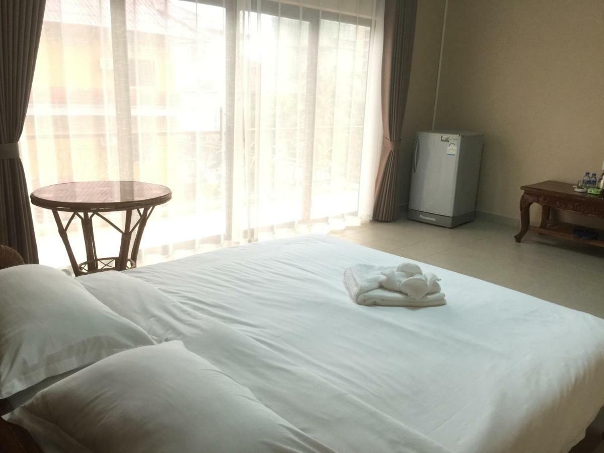 Golden Rooster Hotel Sihanoukville Extérieur photo